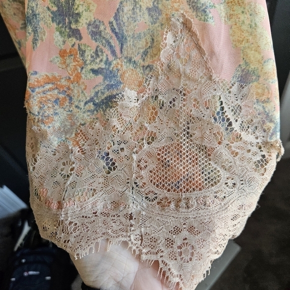 Astr the Label Floral Shift Dress Sz Medium - Picture 4 of 8